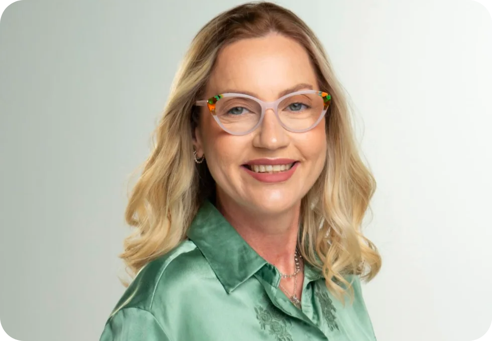 Juliana Gaioso com a comunidade